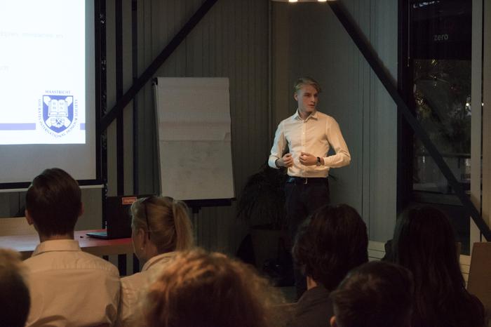 Socrates04_-_Wout_Jennissen.jpg